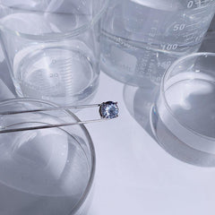 【フェイクピアス】クリスタル キュービック イヤーカフ フェイクピアス - 4MiLi (フォーミリ)