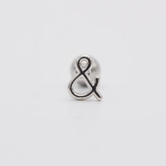 軟骨ピアス 16G ミニ「&」シンボル ピアス アンパサンド ミニロゴ シンプル