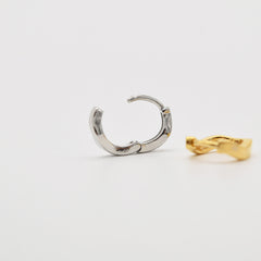 シンプルウェーブ ワンタッチ リングピアス 3色展開(真鍮)