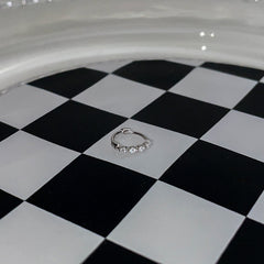 เจาะจมูกใส 20G วัสดุซิลิโคนอ่อนนุ่ม อ่อนโยนต่อรู (2 แบบ)