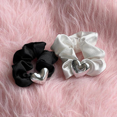 メタルハートサテン シュシュ (2Color) - 4MiLi (フォーミリ)