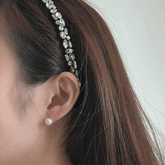 キラキラ オールブラック カチューシャ - 4MiLi (フォーミリ)