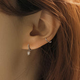 ต่างหูแหวน Cubic Zirconia ประดับหิน 3 เม็ด (3 สี)