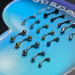 เจาะคิ้วด้วยบาร์เบลรูปกล้วยเหล็กผ่าตัด 16G