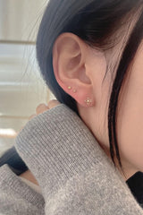 ต่างหูดอกไม้จิ๋ว 14k (2 แบบ) 21G