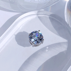 【フェイクピアス】クリスタル キュービック イヤーカフ フェイクピアス - 4MiLi (フォーミリ)