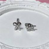 フラット リボン ワンタッチ リング ピアス - 4MiLi (フォーミリ)