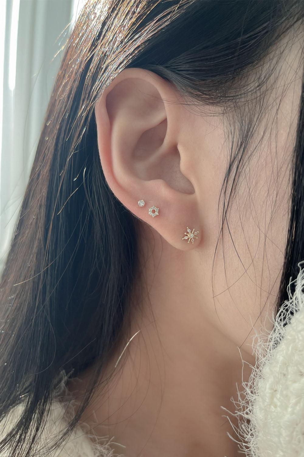 14k snowflake piercing earrings 21G