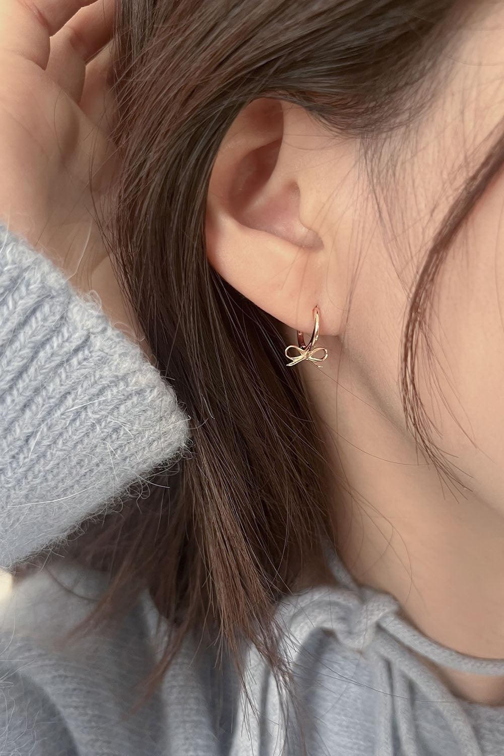 14k ribbon drop one touch earrings (1 pair) - 4MiLi (フォーミリ)