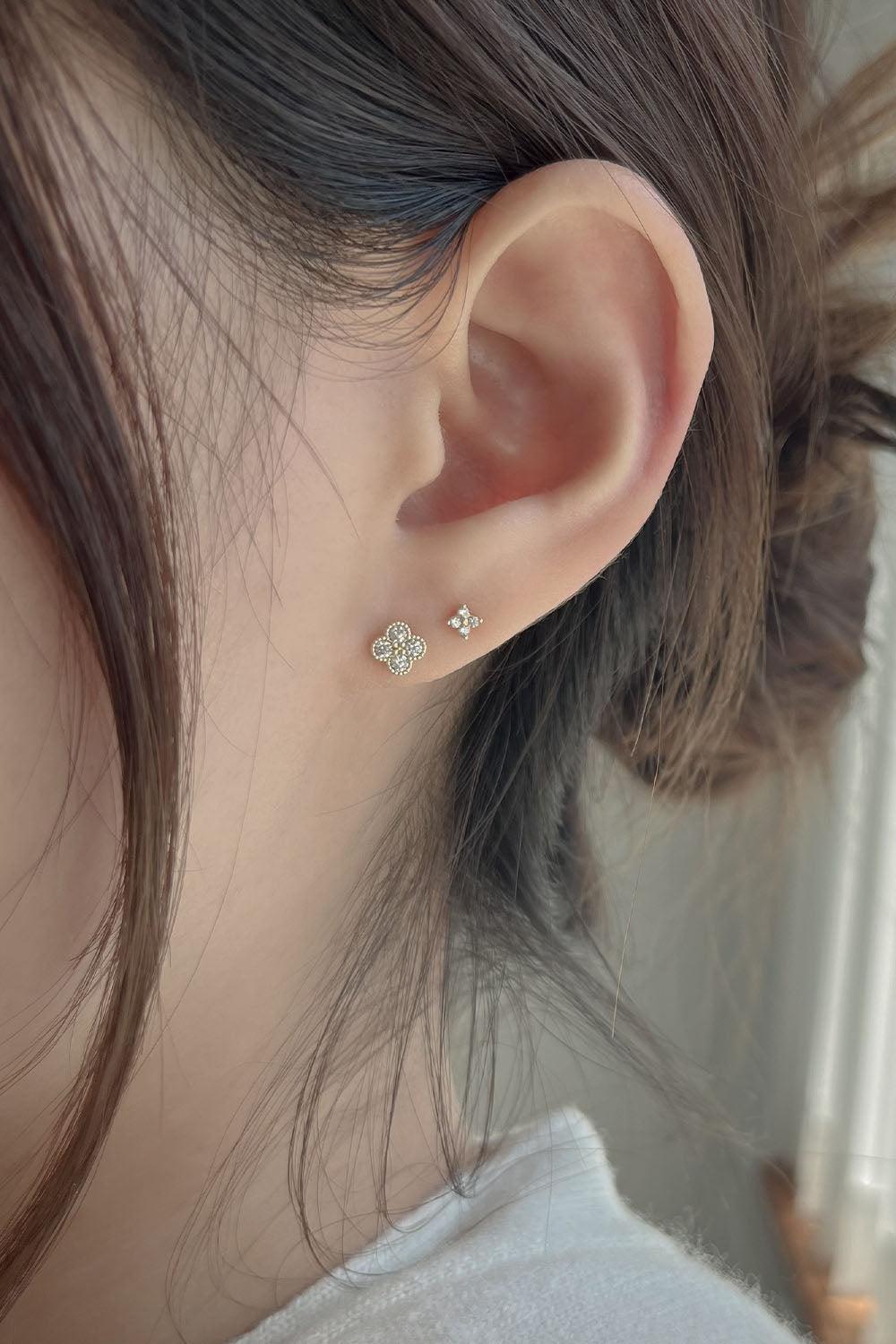 14k quattro flower piercing earrings - 4MiLi (フォーミリ)