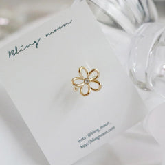 デイジー フラワー イヤーカフ (3Color) - 4MiLi (フォーミリ)