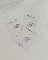 デイジー フラワー イヤーカフ (3Color) - 4MiLi (フォーミリ)