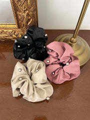 シルバーボール ポイント レザー スクランチ シュシュ(3color) - 4MiLi (フォーミリ)