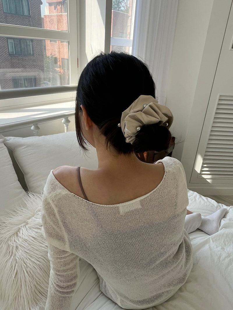 シルバーボール ポイント レザー スクランチ シュシュ(3color) - 4MiLi (フォーミリ)