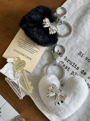 ハート ポンポン ファー リボン キーホルダー キーリング (2Color) - 4MiLi (フォーミリ)