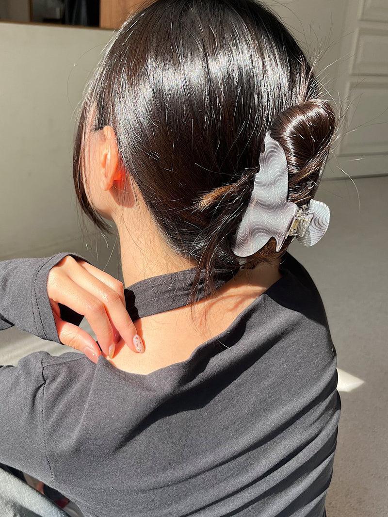 グリッター パール 半月 ヘアクリップ (6color) - 4MiLi (フォーミリ)