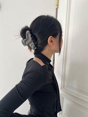 グリッター パール 半月 ヘアクリップ (6color) - 4MiLi (フォーミリ)