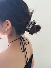 メタリック シルバー シュシュ (5Color) スクランチー - 4MiLi (フォーミリ)