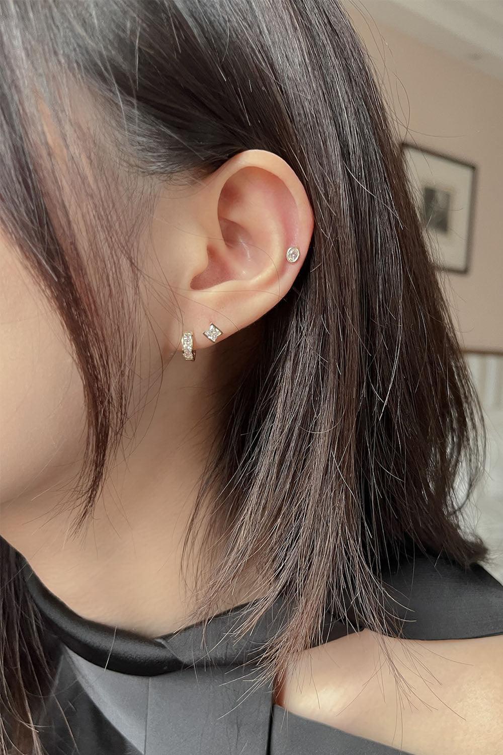 14k square frame cubic piercing 21G - 4MiLi (フォーミリ)
