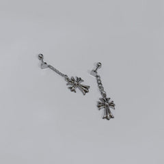 アンティーク クロス チェーン ドロップ ピアッシング Piercing from lizzy