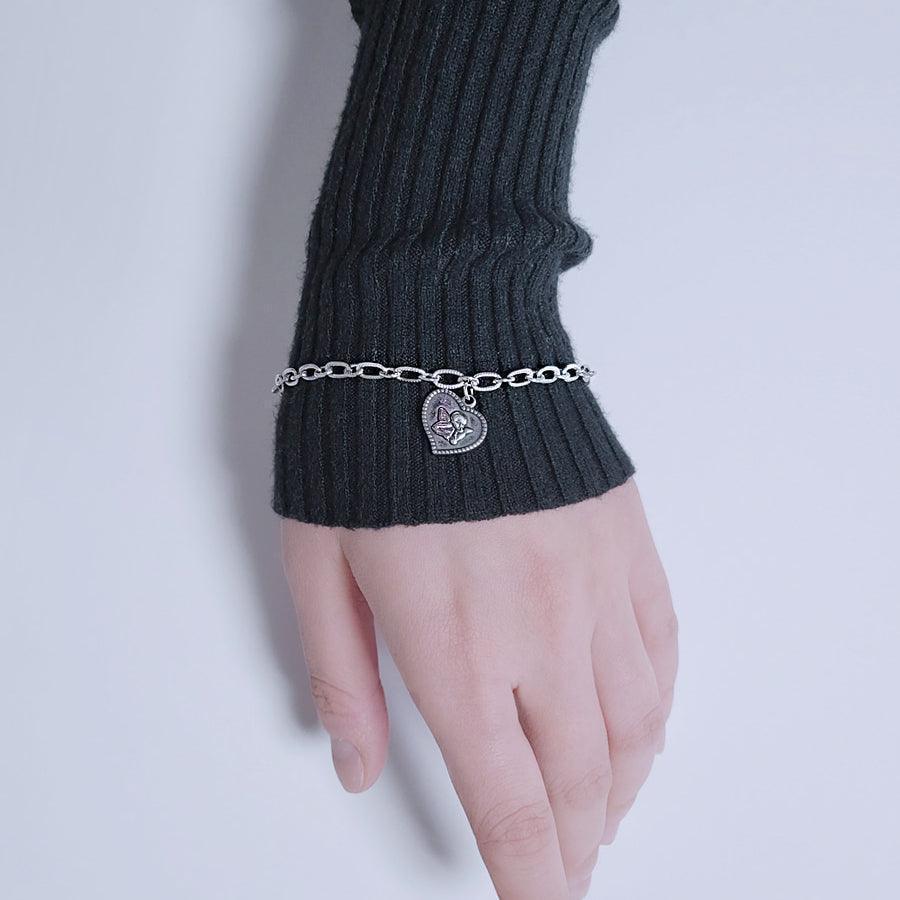 アンティーク天使ハートブレスレット Bracelet from lizzy
