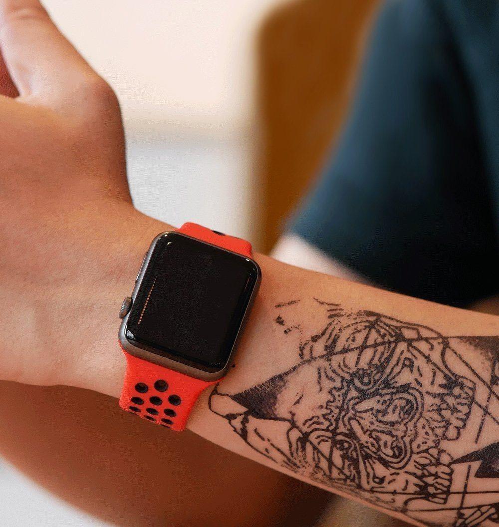 AppleWatch 穴 スポーツバンド(レッド&ブラック) apple watch バンド givgiv