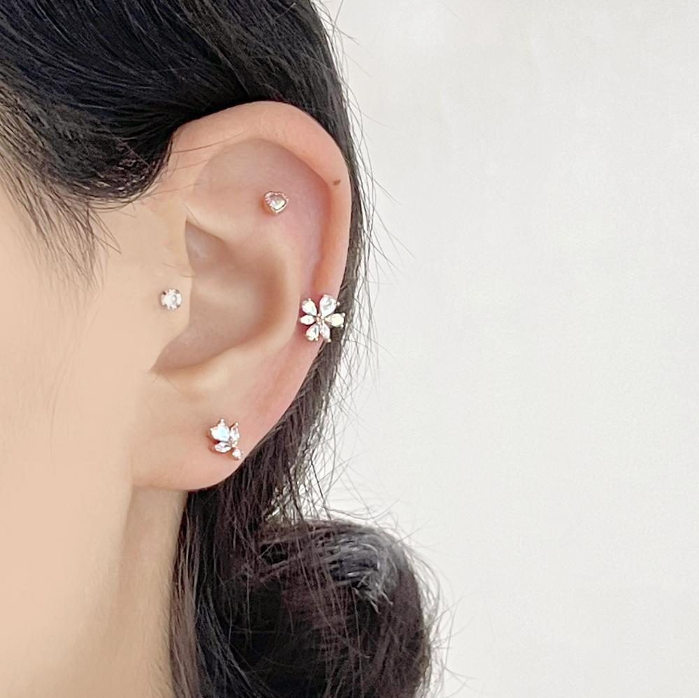 Aurora opal (ピアス/ピアッシング) Piercing bling moon