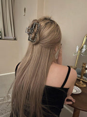 ブラック キュービック メタル ヘアクリップ Hair younglong-seoul