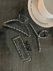 ブラック キュービック メタル ヘアクリップ Hair younglong-seoul