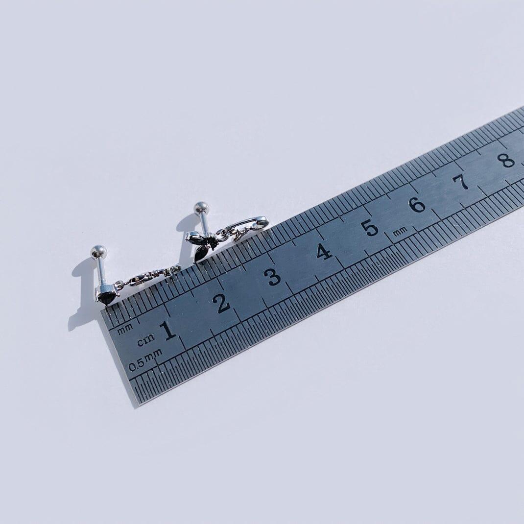ブラックナイト 蝶々 ハート キュービック ショート ドロップ・ピアッシング Piercing from lizzy