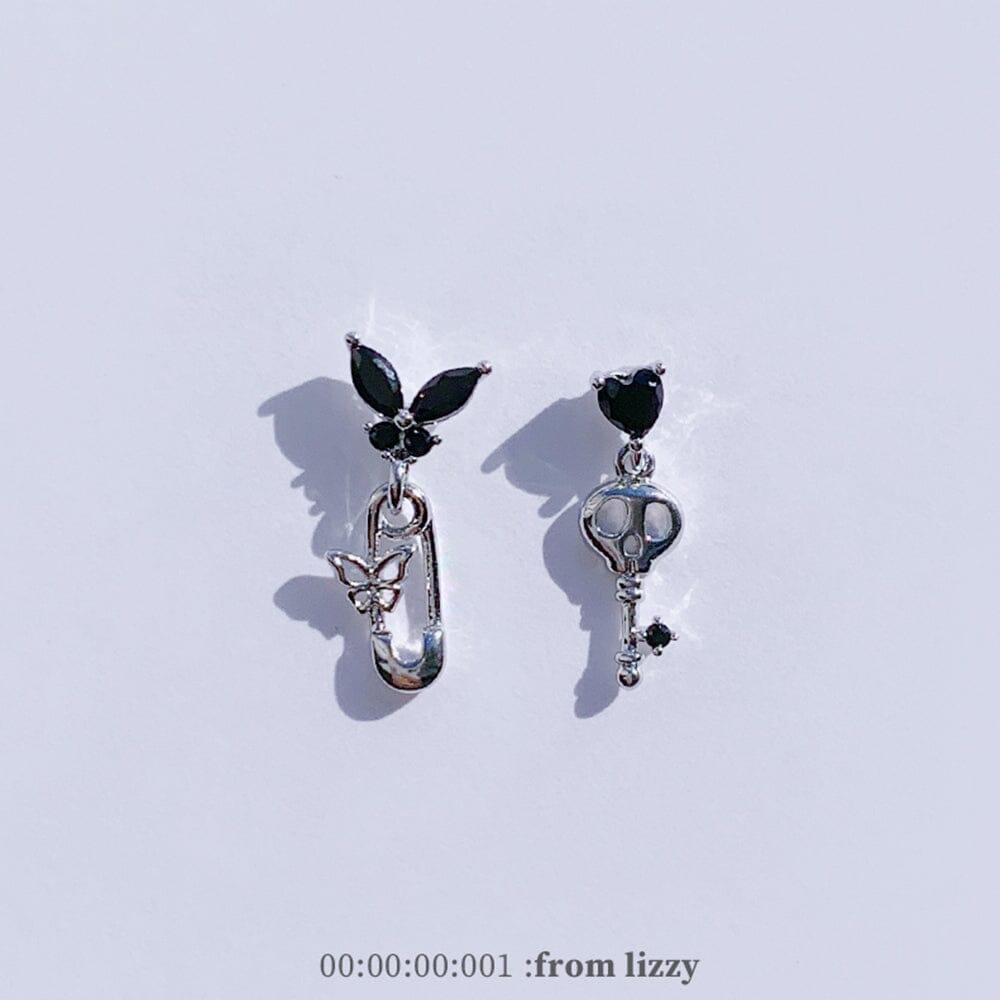 ブラックナイト 蝶々 ハート キュービック ショート ドロップ・ピアッシング Piercing from lizzy