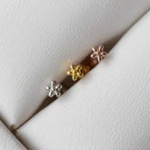超ミニの花 ピアッシング Piercing 10000won