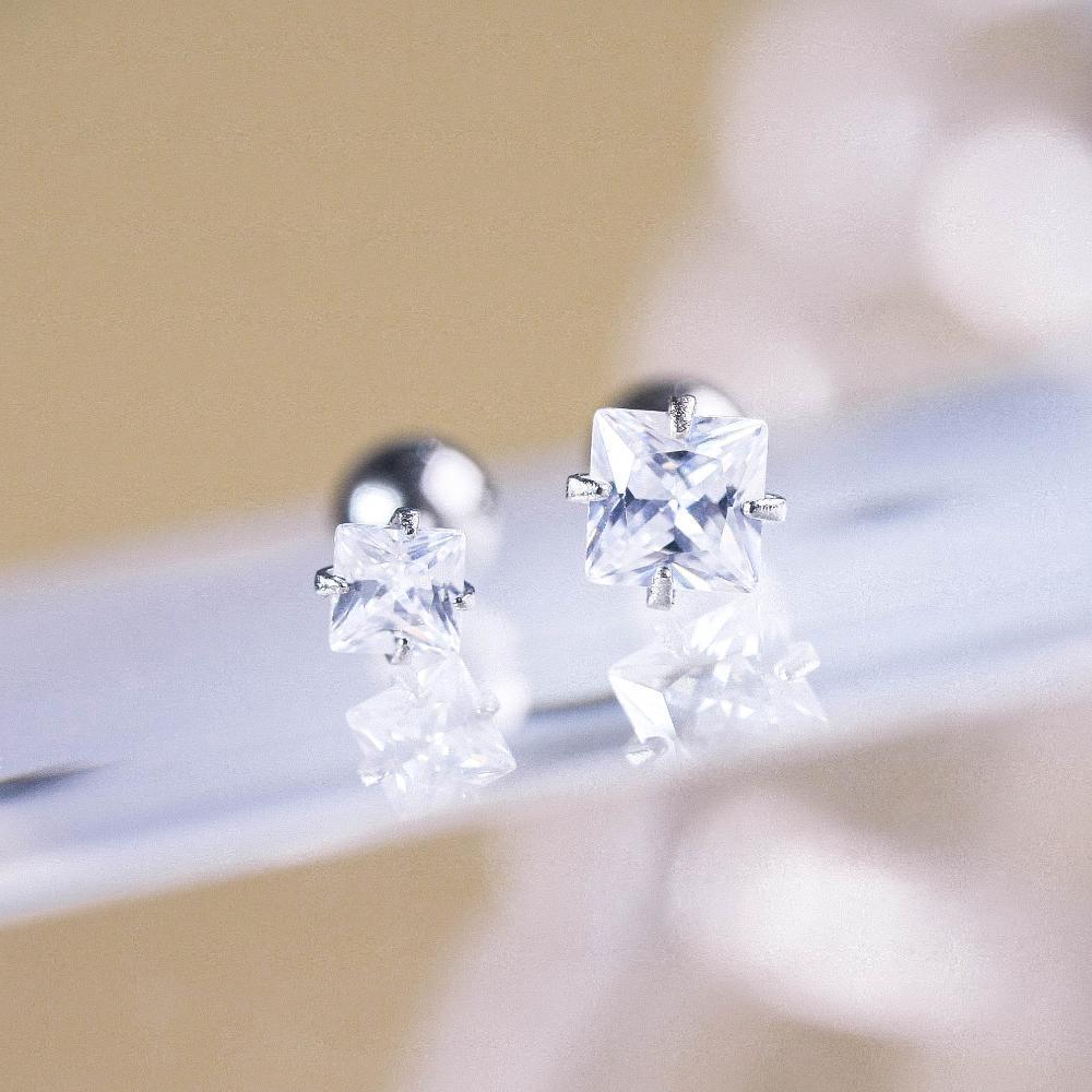 Crystal Brownie ピアッシング Piercing anything else
