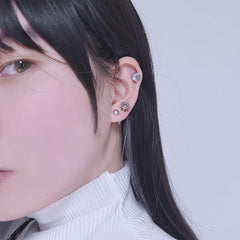 フェイクねじ ピアッシング Piercing from lizzy