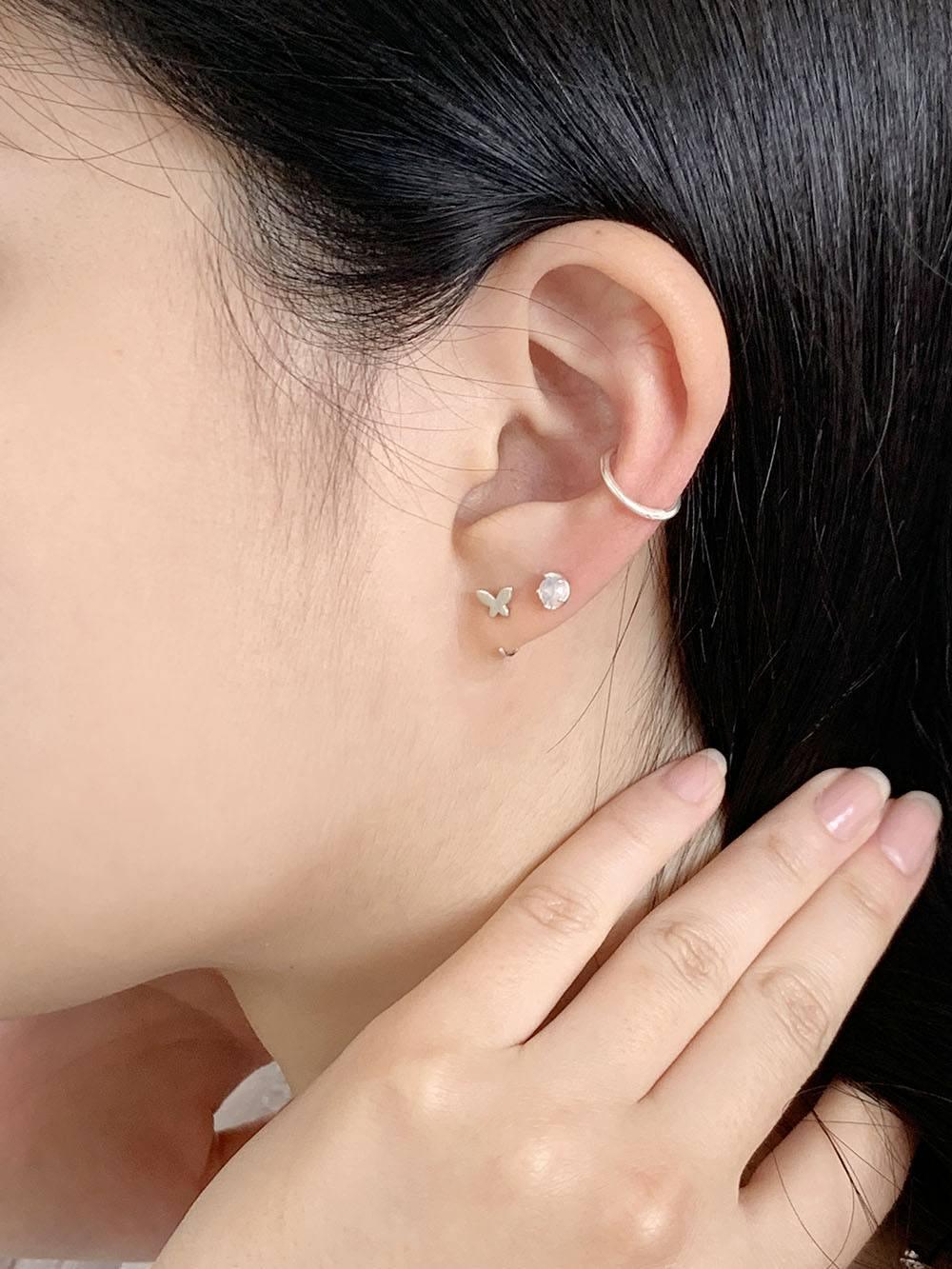コンマフックリングピアス Earrings The Klang