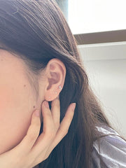 コンマフックリングピアス Earrings The Klang