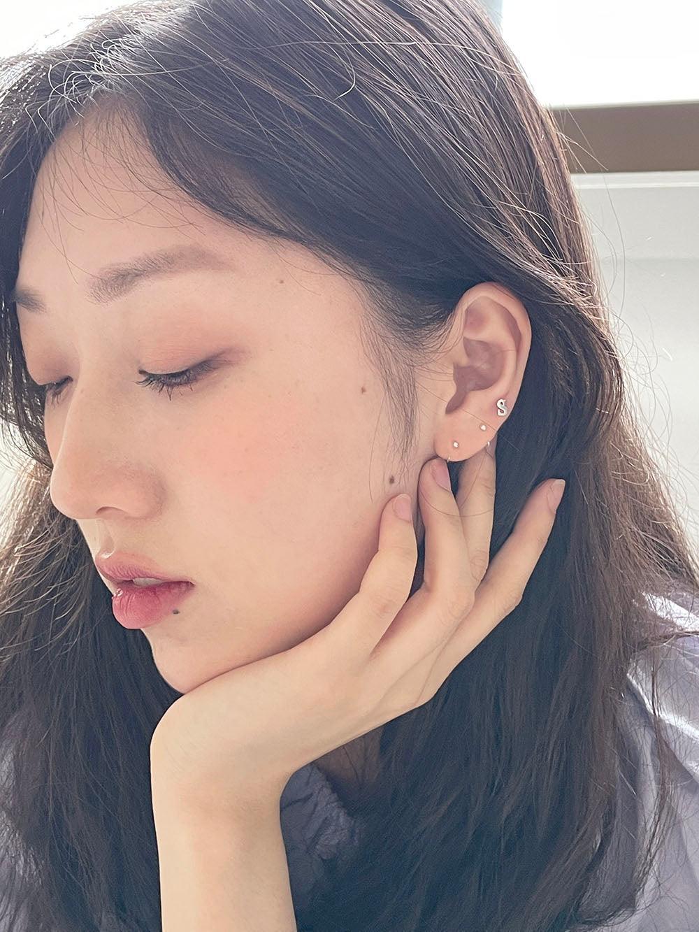 コンマフックリングピアス Earrings The Klang