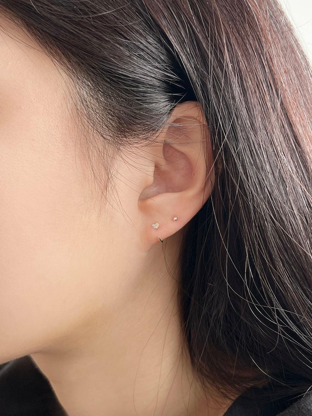 コンマフックリングピアス Earrings The Klang