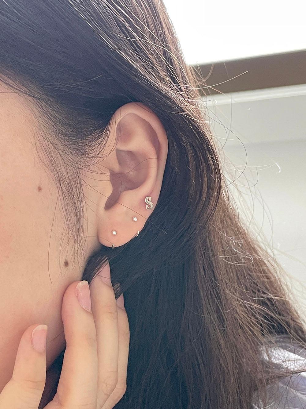 コンマフックリングピアス Earrings The Klang