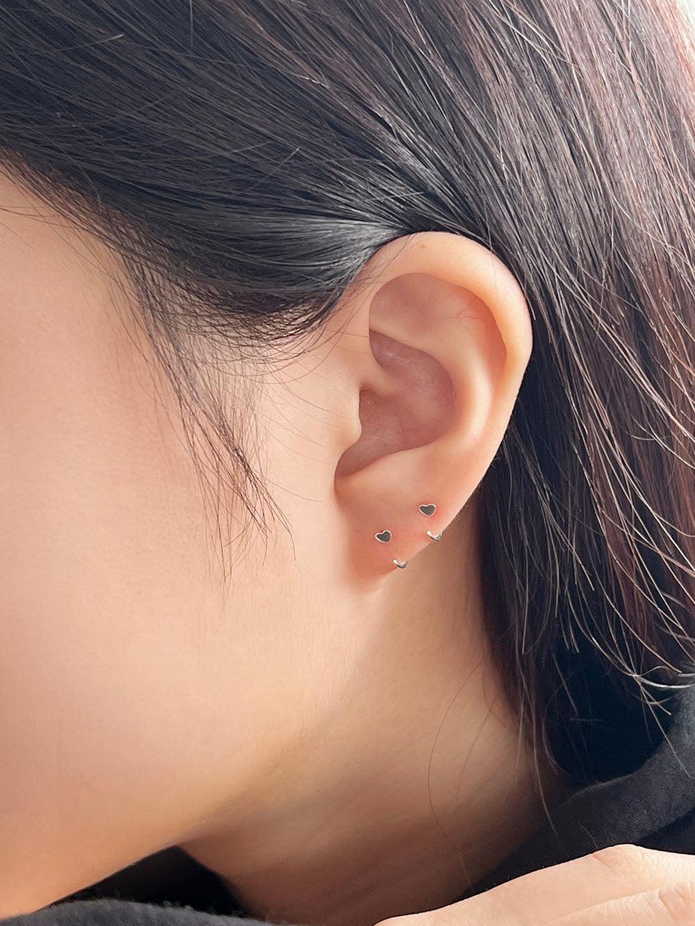 コンマフックリングピアス Earrings The Klang