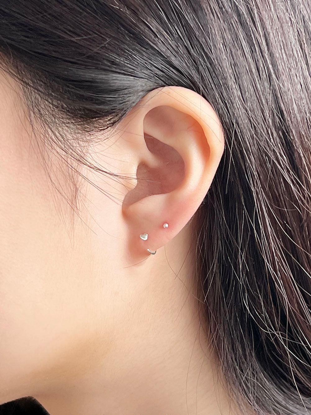 コンマフックリングピアス Earrings The Klang