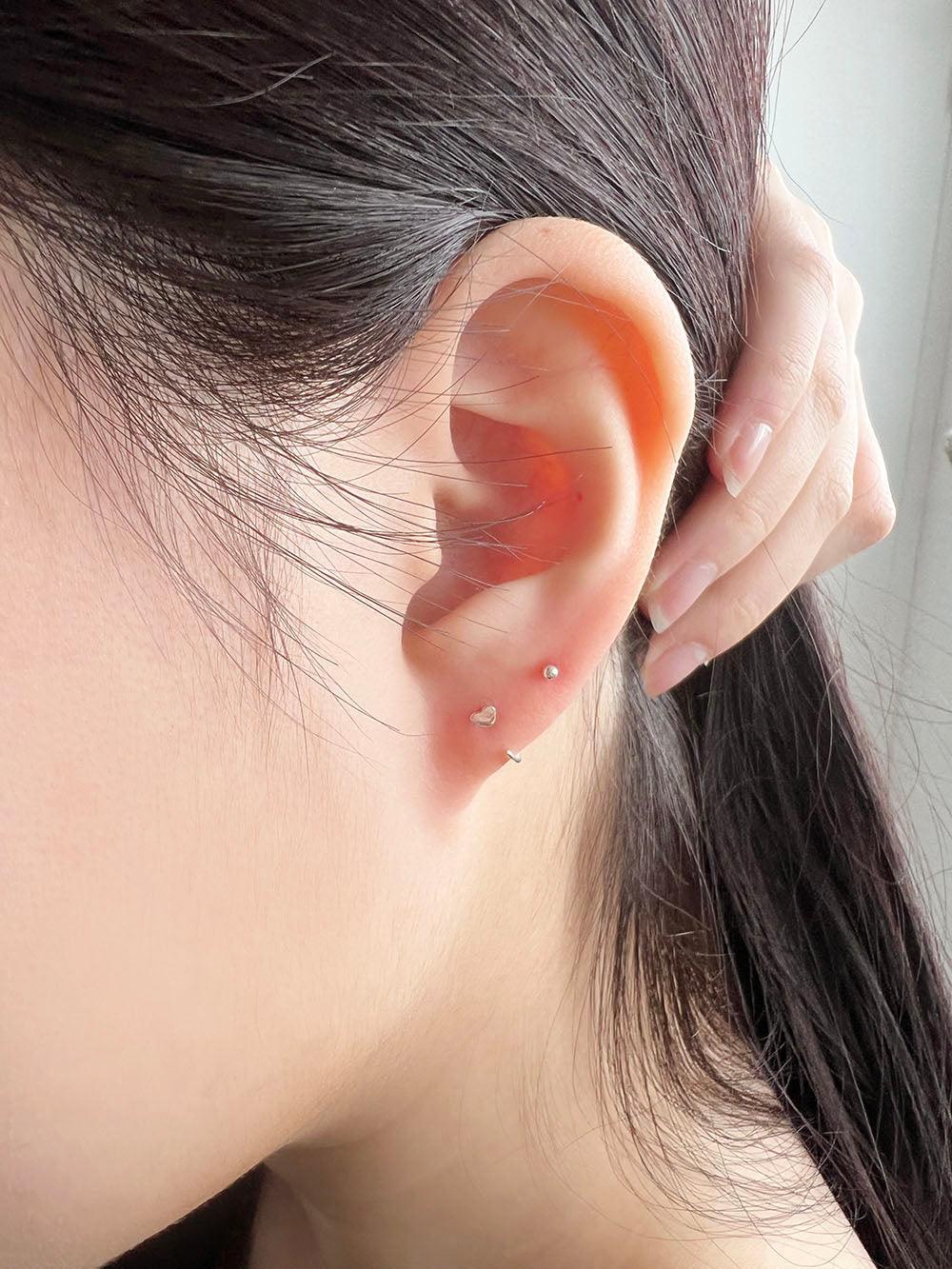 コンマフックリングピアス Earrings The Klang