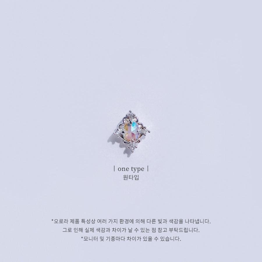 クララ オーロラ クリスタル ピアッシング Piercing from lizzy