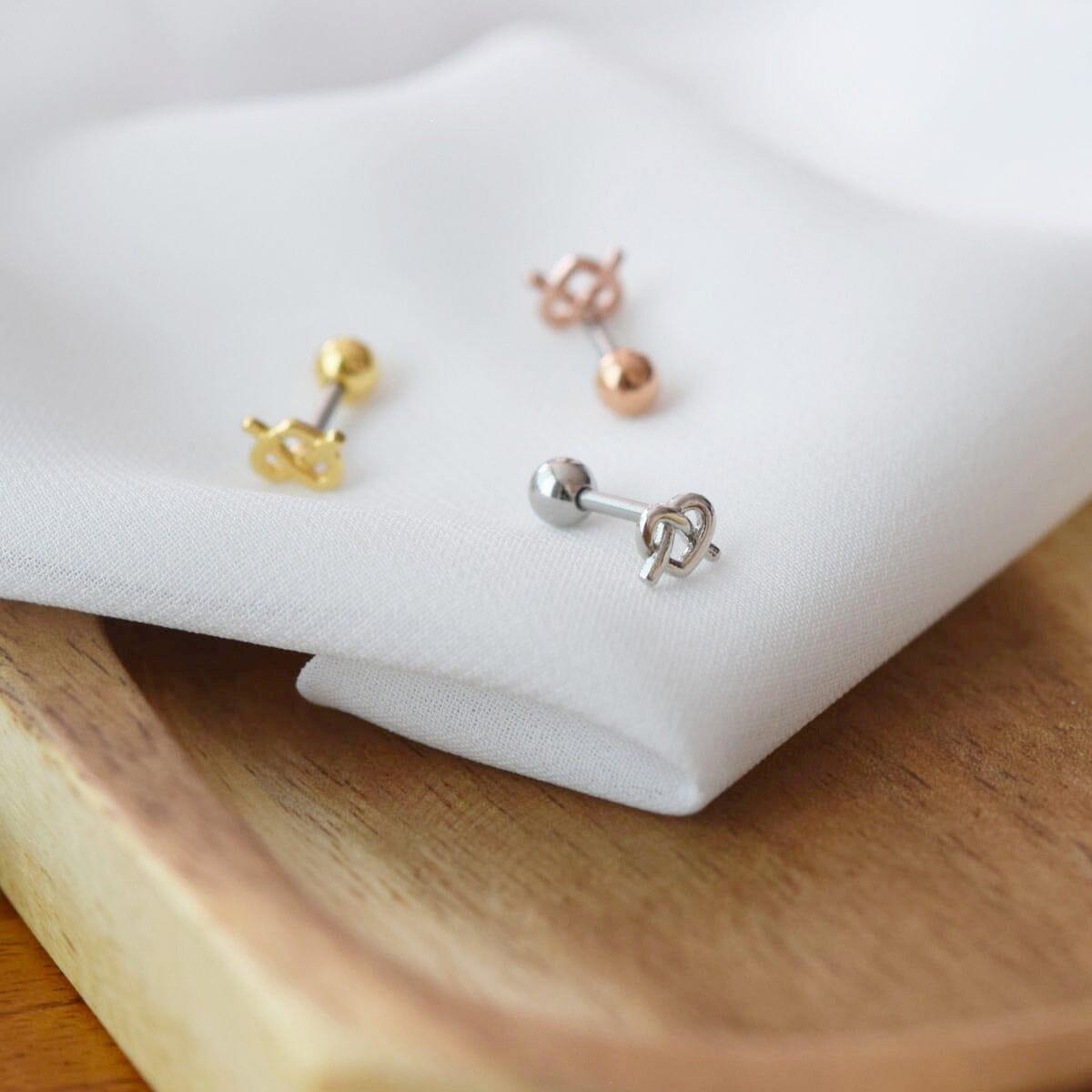 ミニハートプレッツェル ピアッシング Piercing 10000won