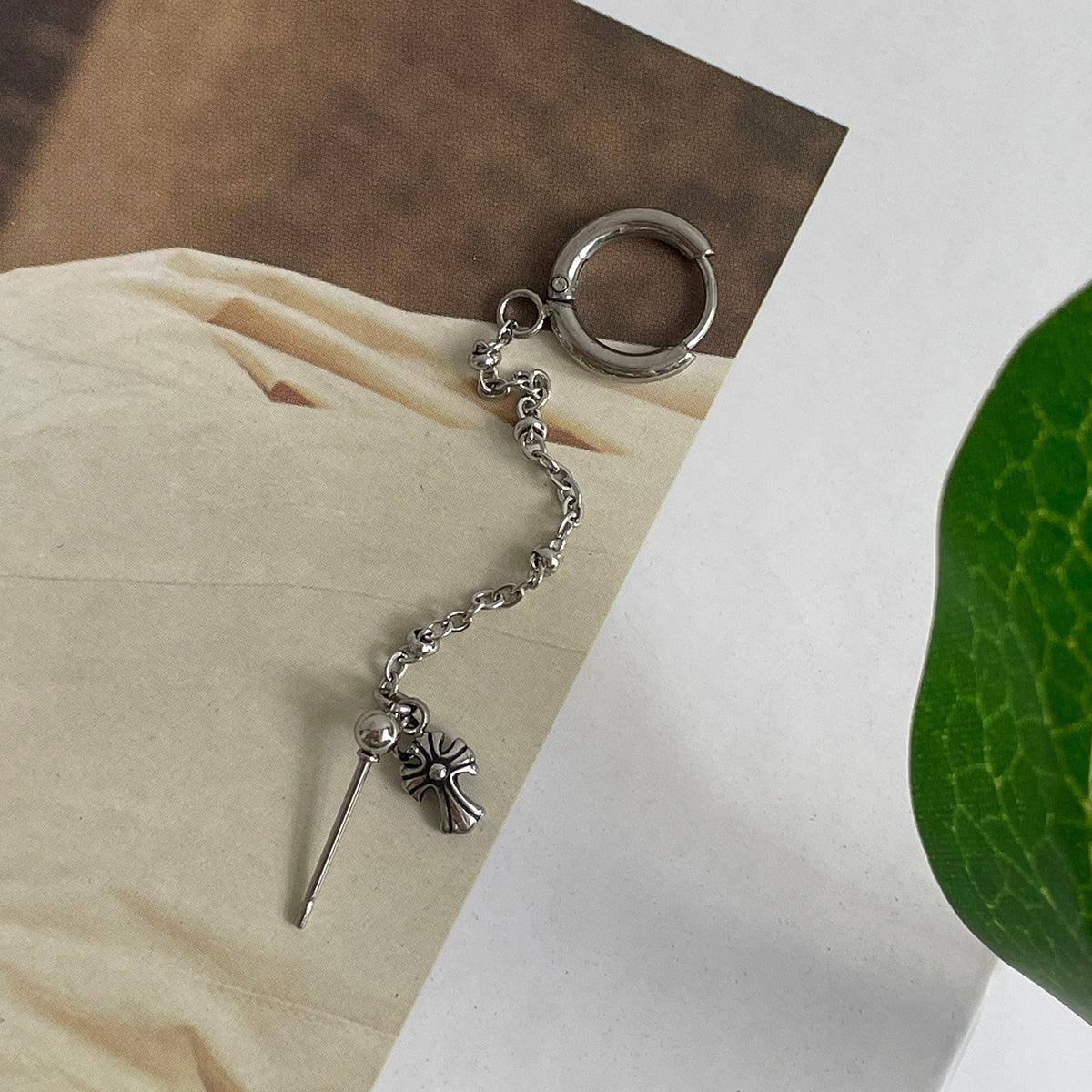 ミニ十字架チェーンピアス Piercing 10000won