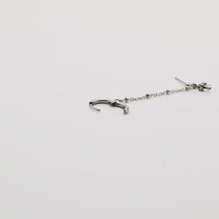 ミニ十字架チェーンピアス Piercing 10000won