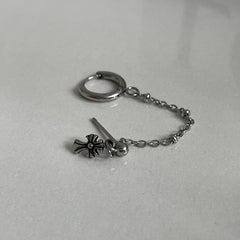 ミニ十字架チェーンピアス Piercing 10000won