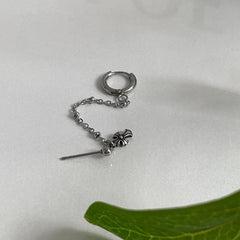 ミニ十字架チェーンピアス Piercing 10000won