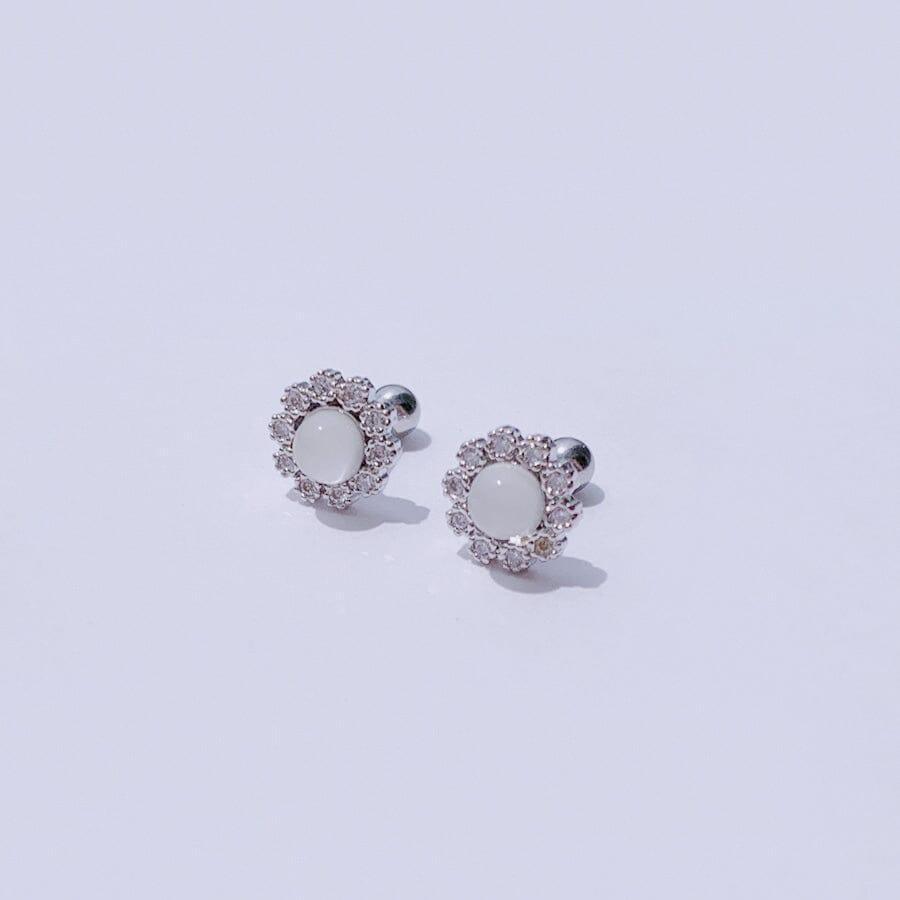 ミルキー ・ホワイトドーム ・フラワー・ピアッシング Piercing from lizzy