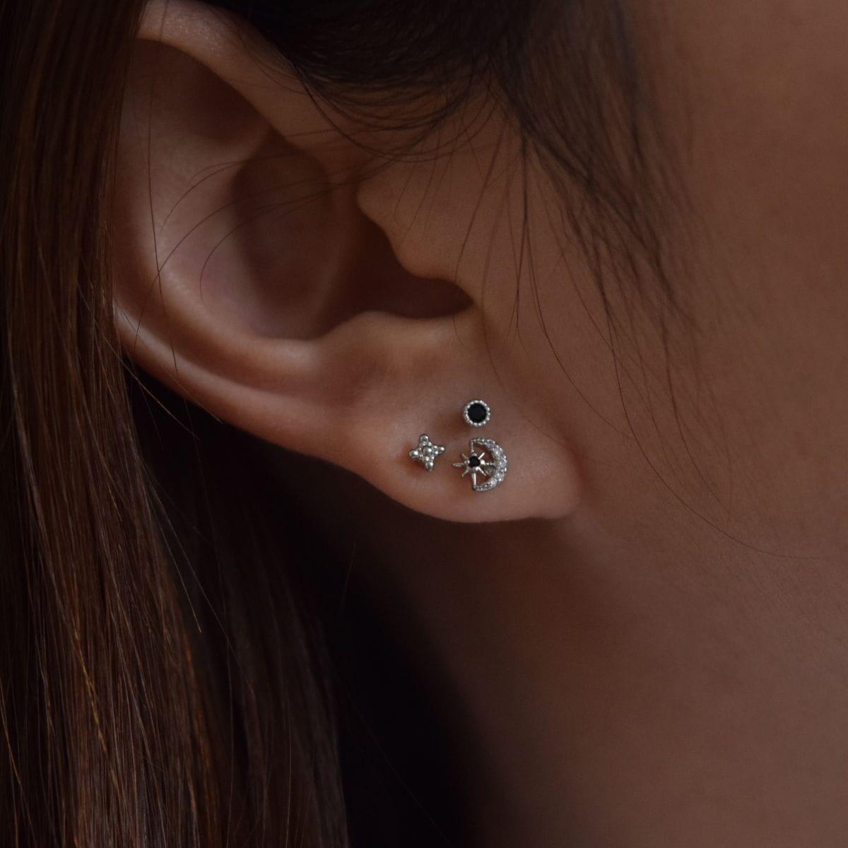 ミッドナイト・キュービック・ピアッシング Piercing 10000won